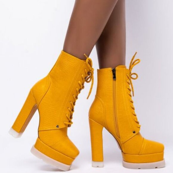 AZALEA WANG NOT YOUR AVERAGE CHUNKY BOOTIE IN YELLOW ( BRAND NEW !!!!) - Picture 6 of 8
